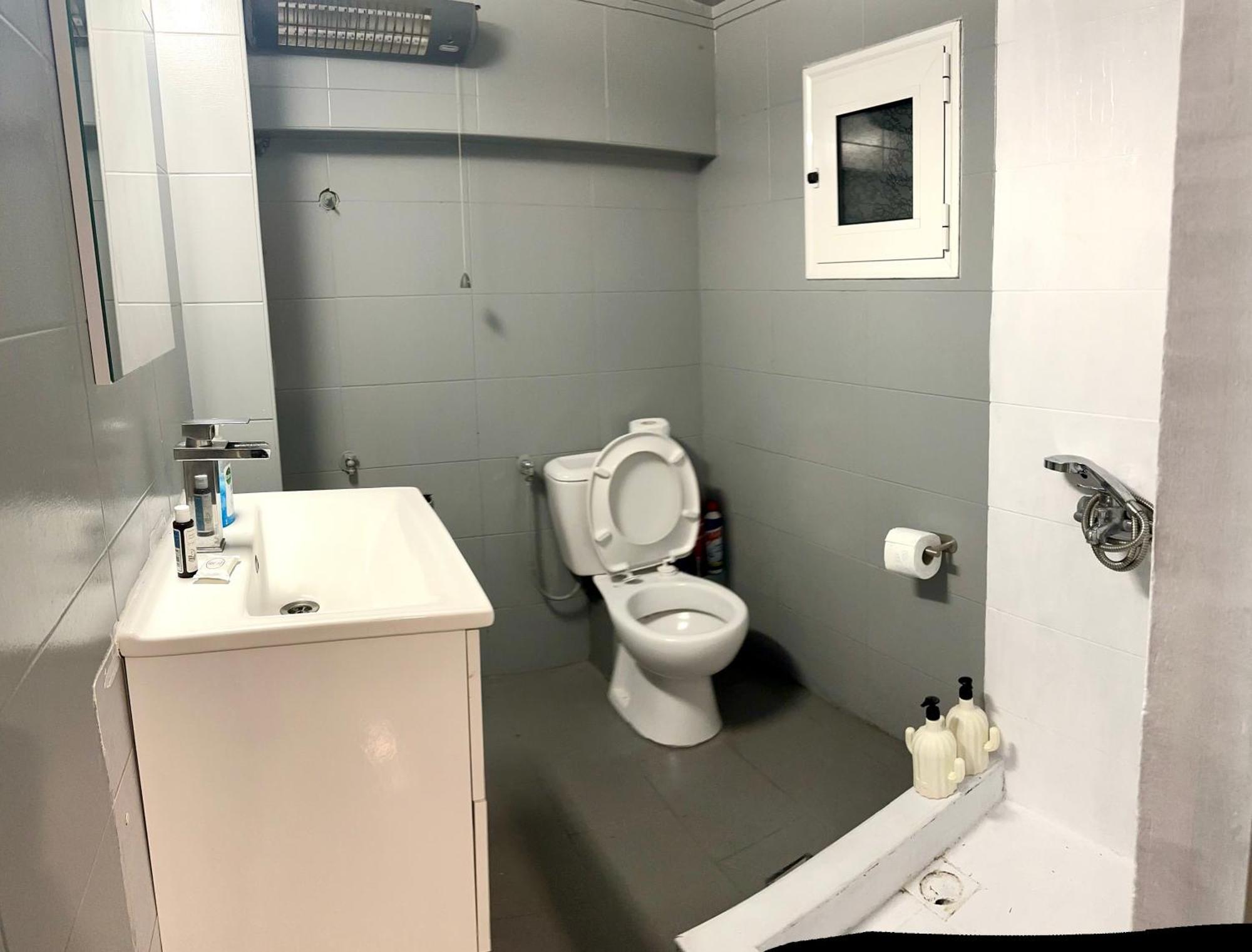 Cute Private Studio With Yard เทสซาโลนิกิ ภายนอก รูปภาพ
